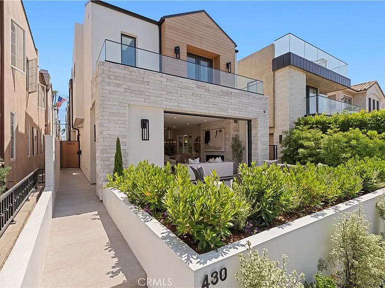 430 Fernleaf Ave — Photo 4