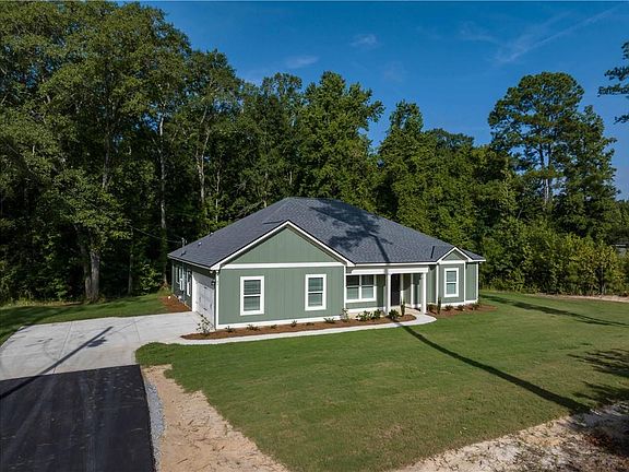 2nd image of 25 Camp Parkman Rd