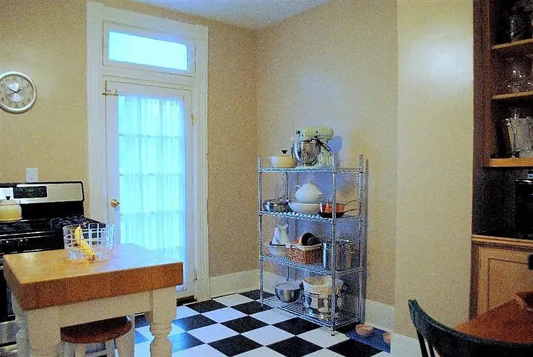 404 Stanley Ave — Photo 12