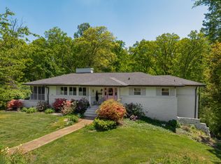 115 Golf Dr, Signal Mountain, TN 37377