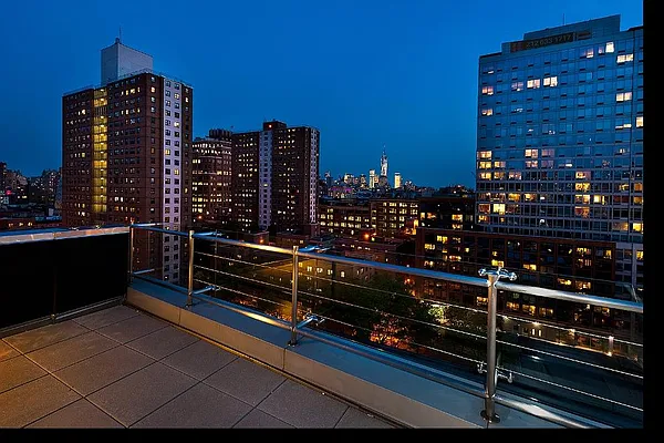 Sold by Corcoran | media 25