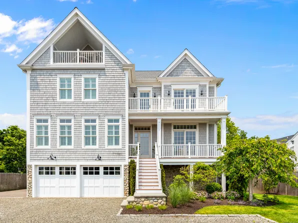 40 Fairfield Beach Road, Fairfield, CT 06824