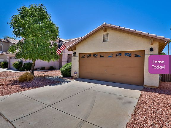 3rd image of 3919 E Rosemonte Dr