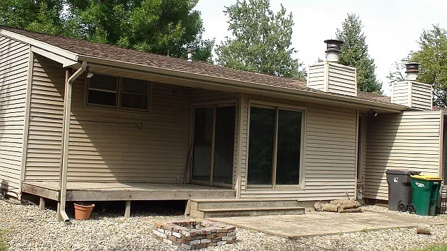 Rear Patio & Deck