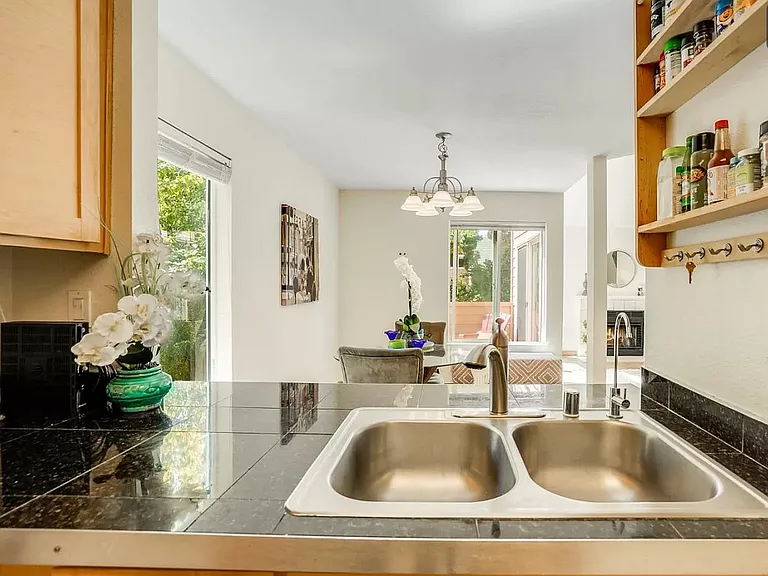 Stainless Steel/ Granite Kitchen