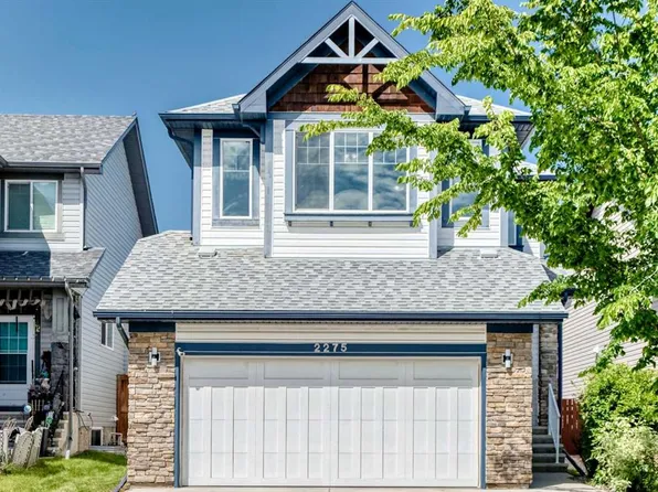 2275 E Brightoncrest Cmn SE, Calgary, AB T2Z 1E8