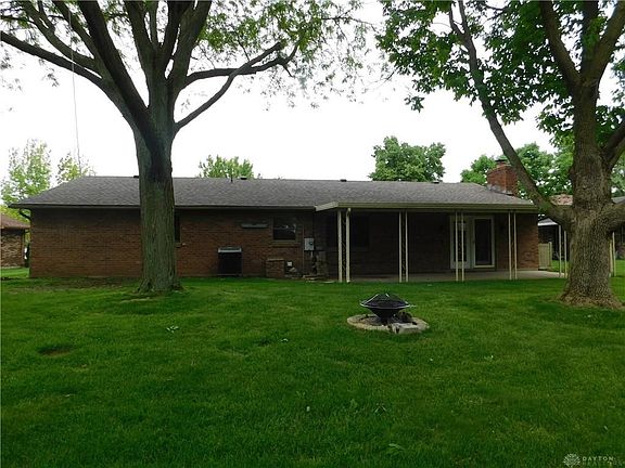 2nd image of 1423 Cornish Dr