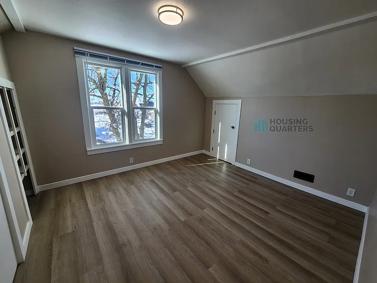 4730 N Freya St — Photo 14