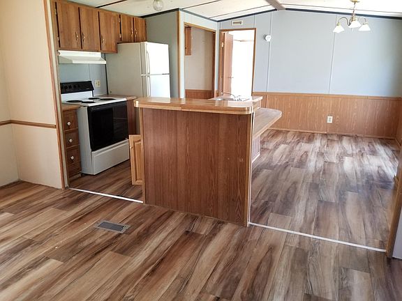 3rd image of 2513 Us Highway 319 S Lot 3