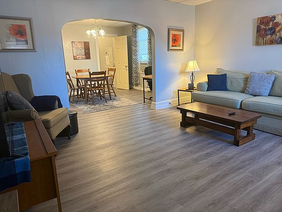 2nd image of 115 N Water St #115