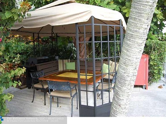 5th image of 70 Isle Of Venice Dr APT 101