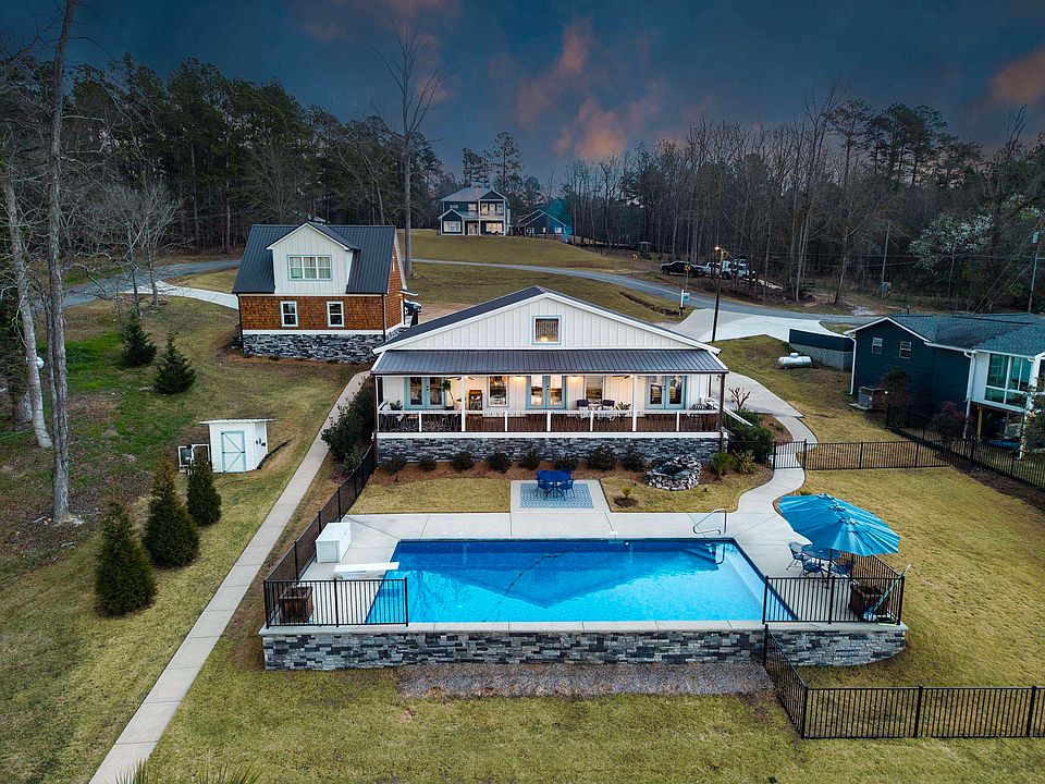 1st image of 235 S Spring Rd