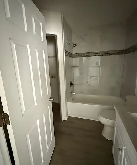 guest full bathroom w/ laundry room hookup