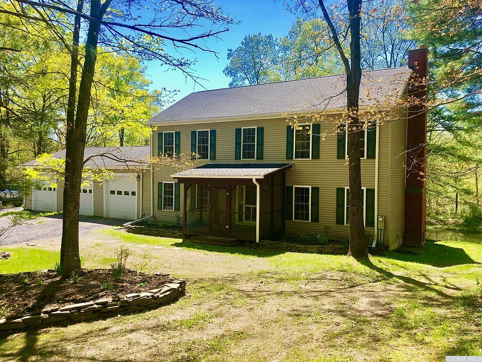 1st image of 85 Bacon Dr Stop 43