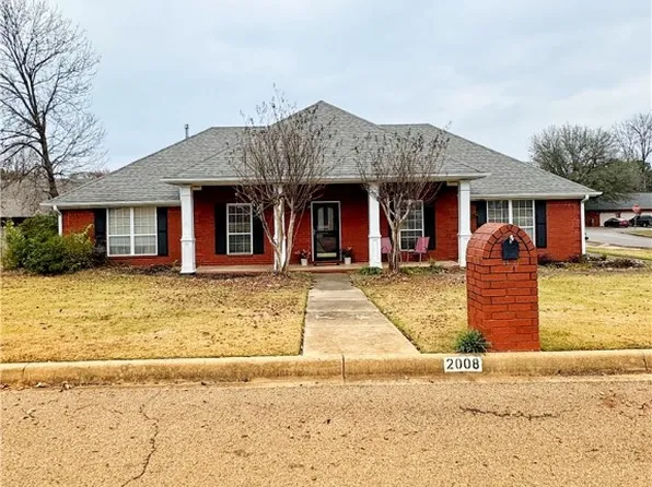 2008 W 8th St, Russellville, AR 72801