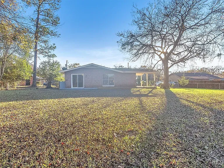 5321 Kevin Ct — Photo 3