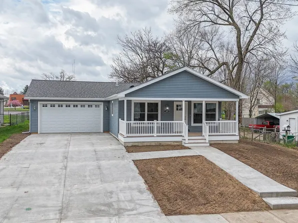 509 Spruce St, Dowagiac, MI 49047