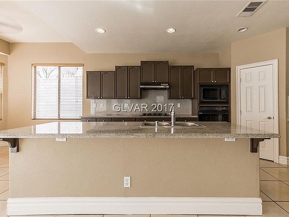 4th image of 21 Sahalee Dr