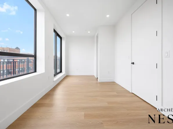 462 East 29th Street image 1 of 20