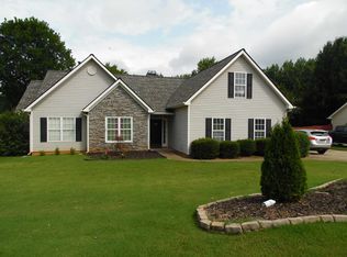 6138 Devonshire Dr, Flowery Branch, GA 30542
