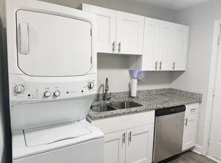 2252 Reuben St APT A, Virginia Beach, VA 23454