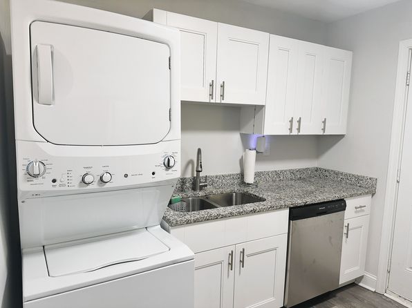 2252 Reuben St APT A