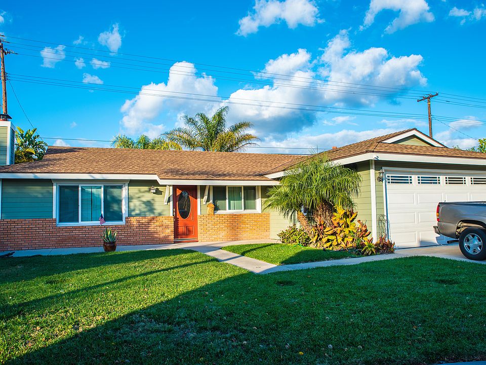 1st image of 6021 Santa Catalina Ave