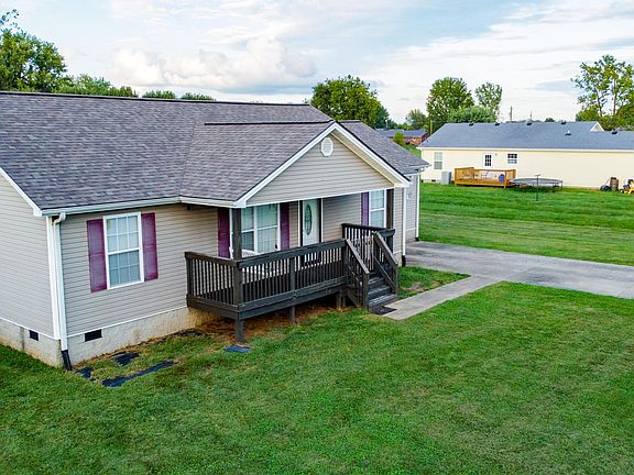 4th image of 32 Eastgate Rd