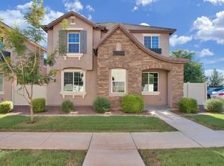827 S Reber Ave, Gilbert, AZ 85296