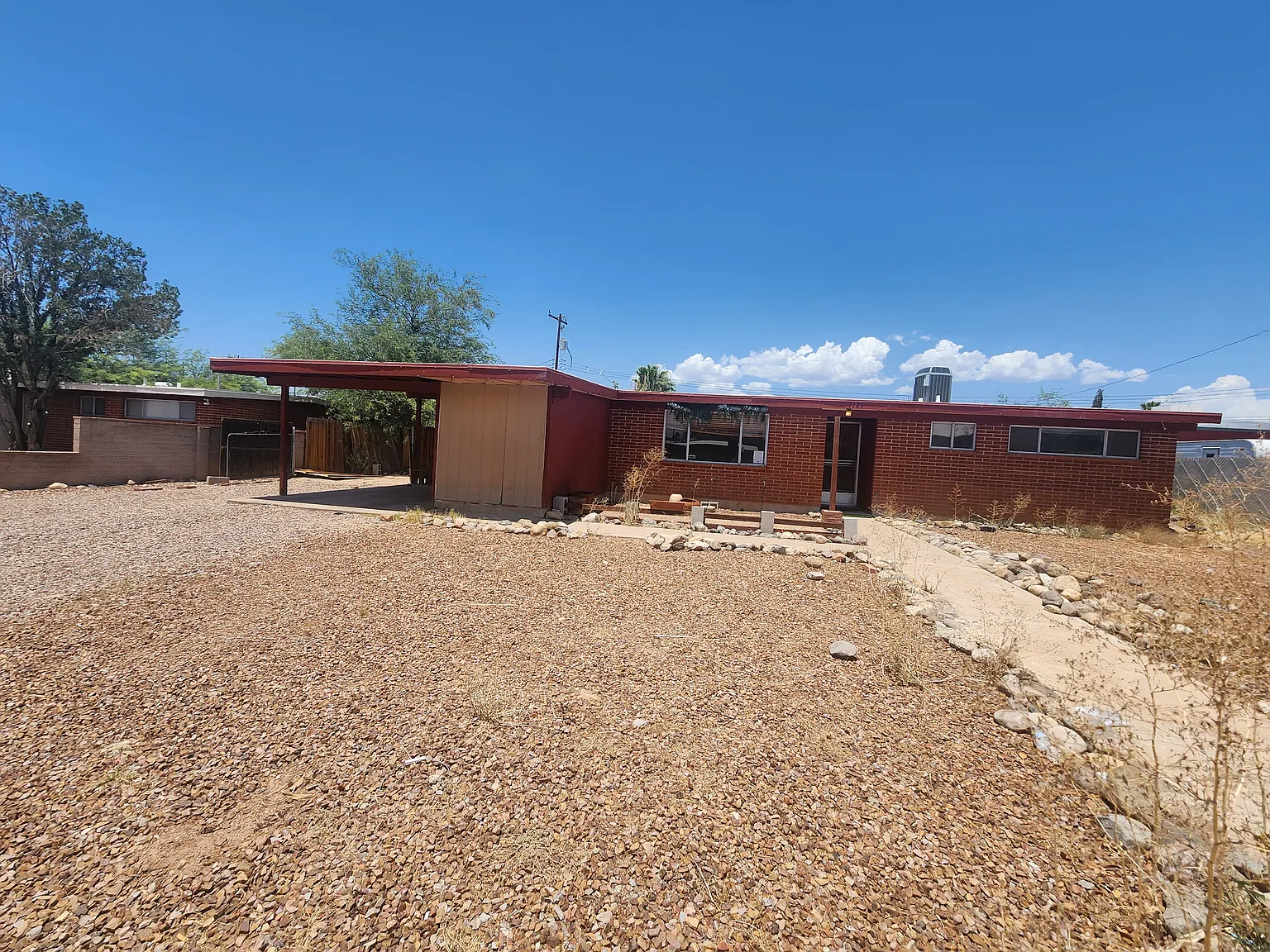 3 bed, 1158 sqft, $1,795 — Photo 2