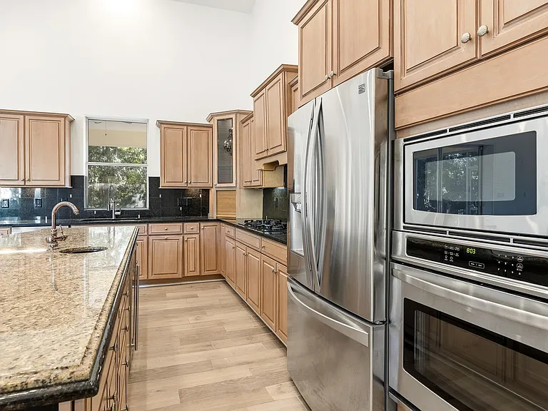 2928 Pine Valley Dr — Photo 6