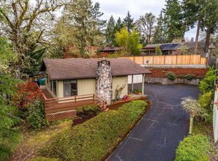 73 N River Dr, Roseburg, OR