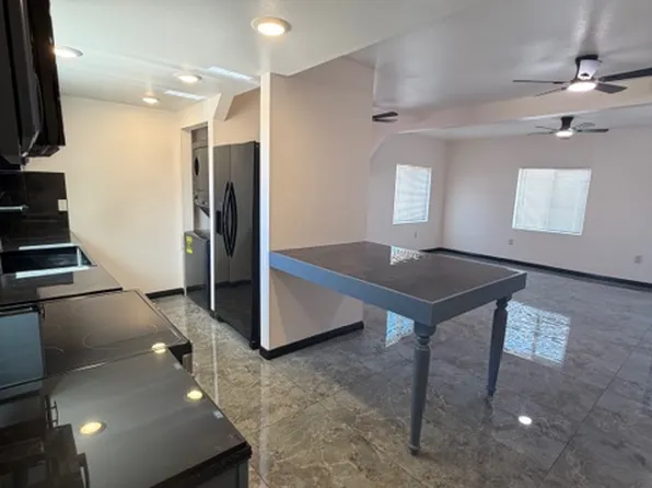 1304 E Avenue R, Palmdale, CA 93550