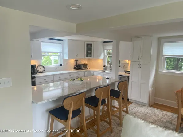 305 3rd Ave, Avon By The Sea, NJ 07717