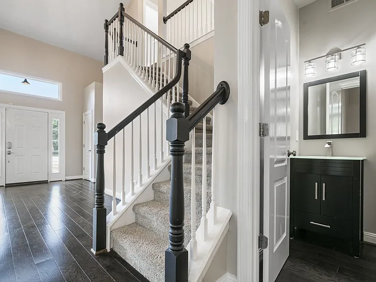 540 Bancroft Way — Photo 7