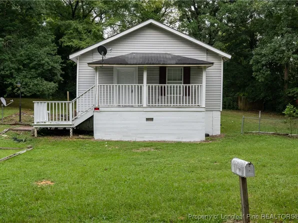 1913 Burnett Ave, Fayetteville, NC 28306