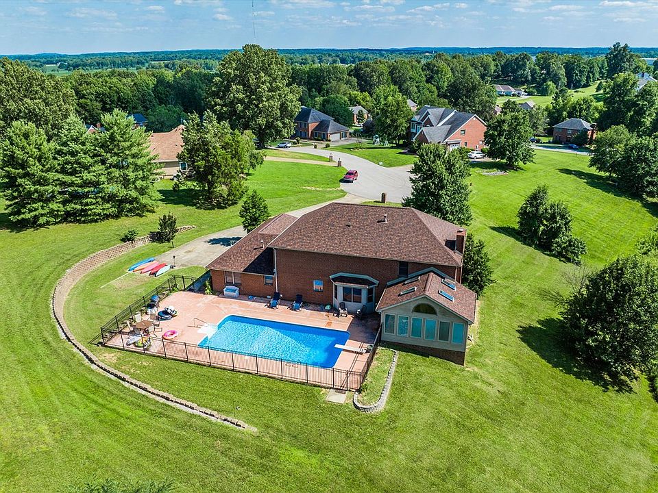 320 Cedar Cir, Madisonville, KY 42431 MLS 114258 Zillow