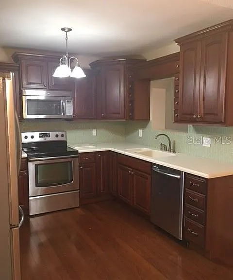 888 S Waterview Dr — Photo 5