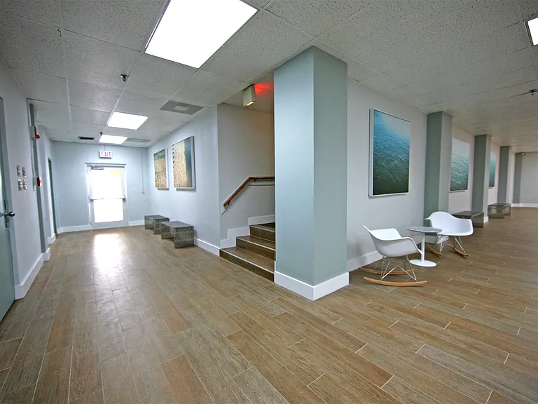 Edwards Apartments — Photo 9