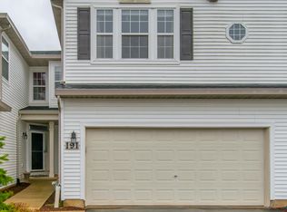 191 Half Moon Bay Ct, Romeoville, IL 60446