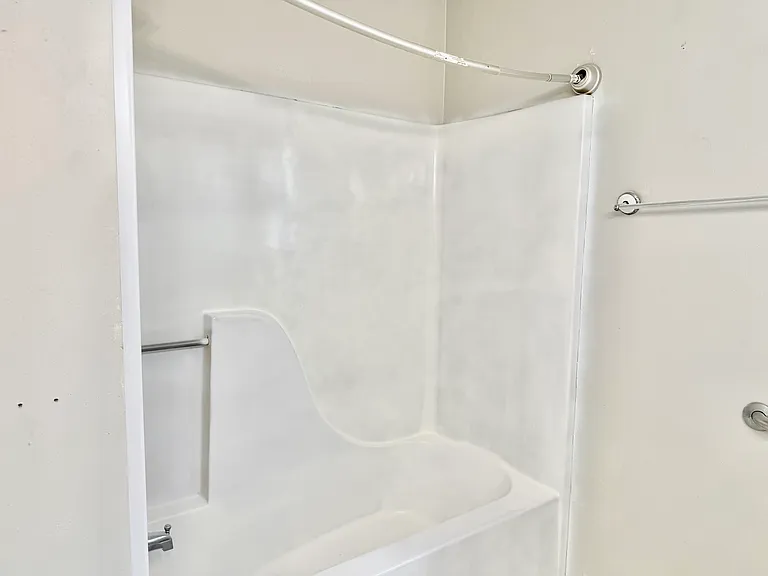 1021 Vannessa Dr — Photo 16
