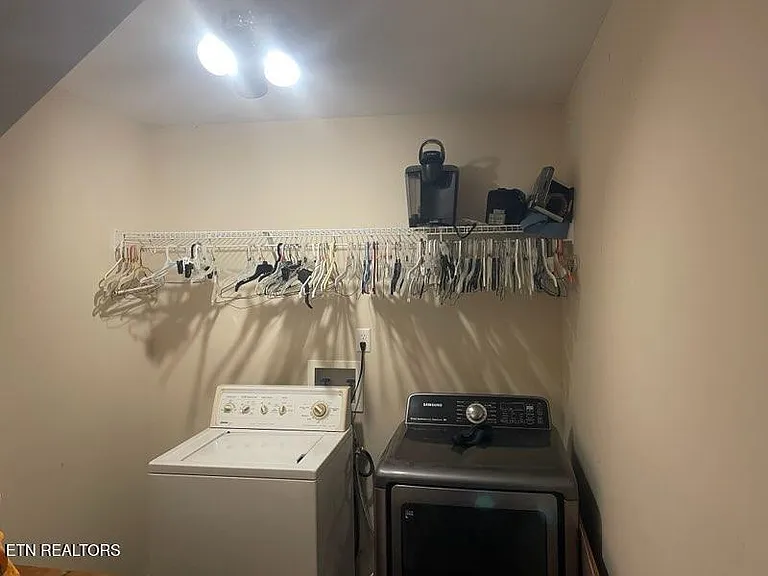 125 Link Ln — Photo 13