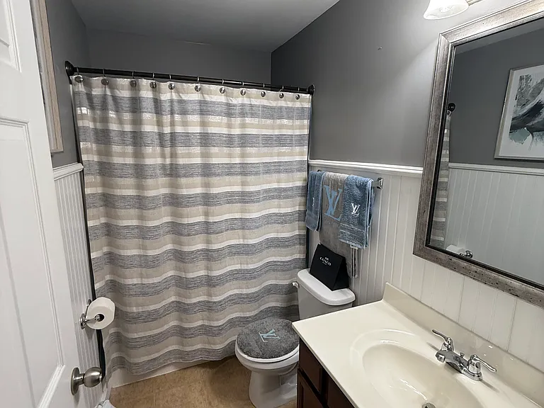 270 Countryshire Dr — Photo 9