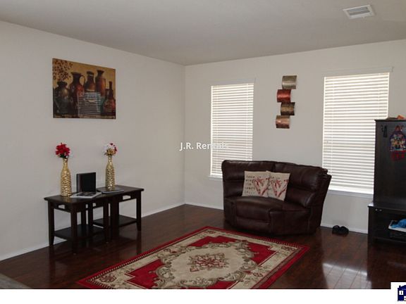 2nd image of 6301 Suellen Ln