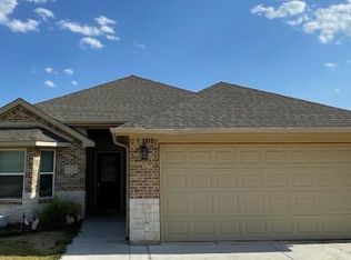 912 Sam St, Springtown, TX 76082