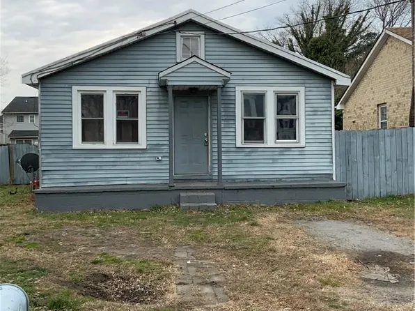 7417 Evelyn T Butts Ave, Norfolk, VA 23513