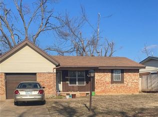 621 Reynolds Rd, Edmond, OK 73013