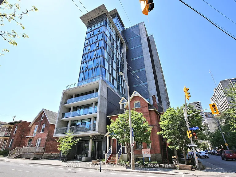 224 Lyon St N #1313 — Photo 1