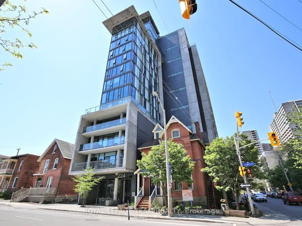 224 Lyon St N #1313, Ottawa, ON K1R 0C1