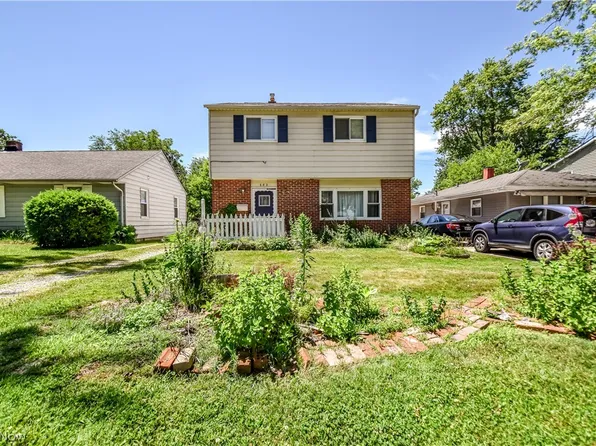 682 Iroquois Trl, Willoughby, OH 44094